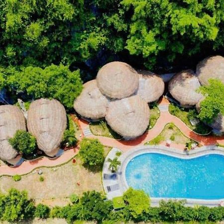 Trang An Royal Bungalow นิญบิ่ญ ภายนอก รูปภาพ