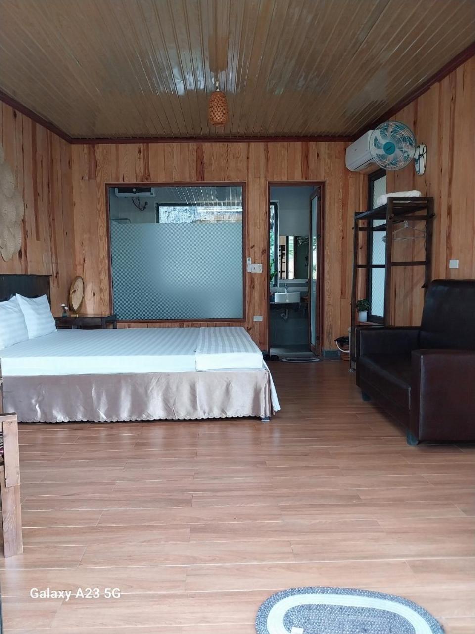 Trang An Royal Bungalow นิญบิ่ญ ภายนอก รูปภาพ